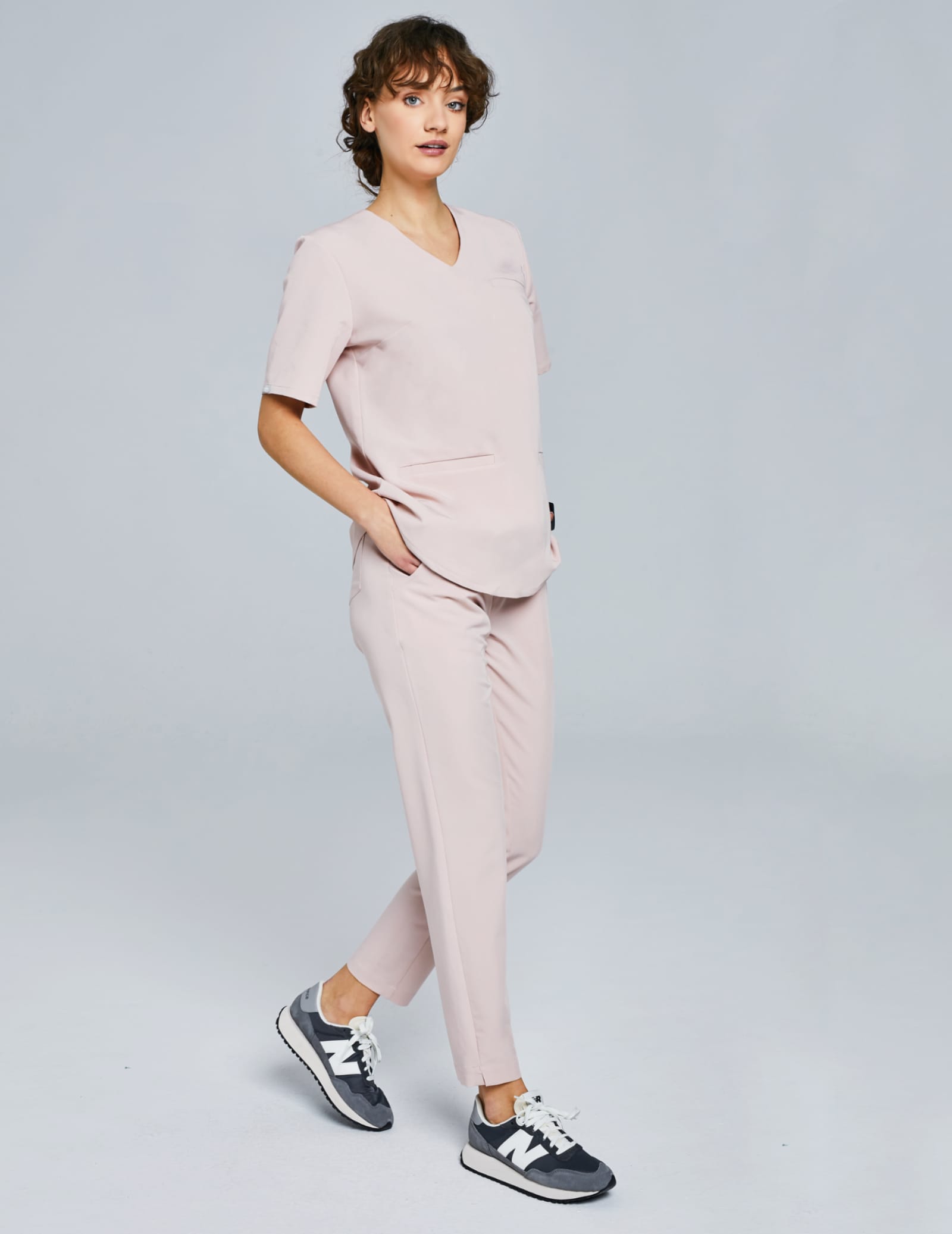 Pantaloni pentru femei Basic - DUSTY ROSE