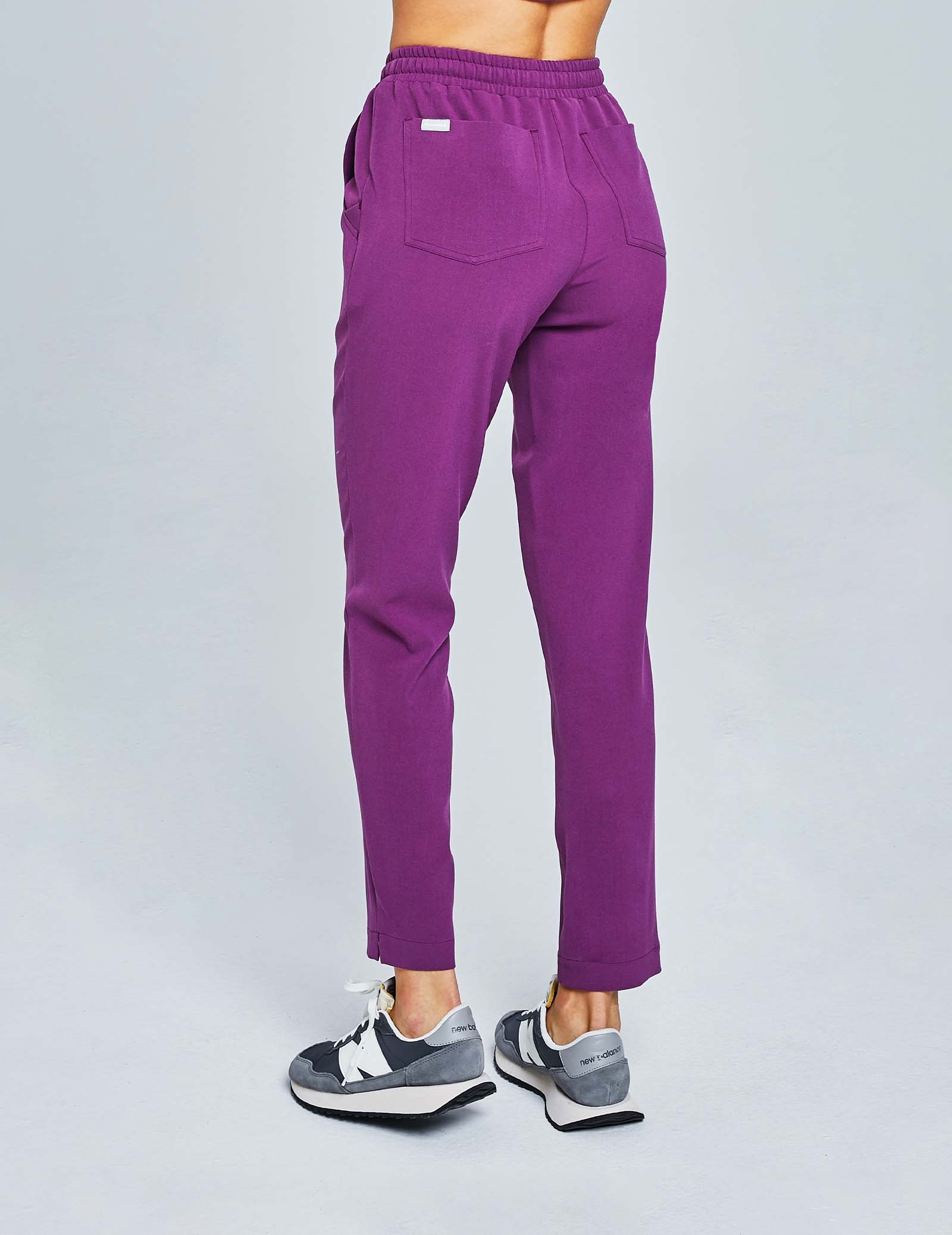 Pantaloni pentru femei Basic - GRAPE PURPLE