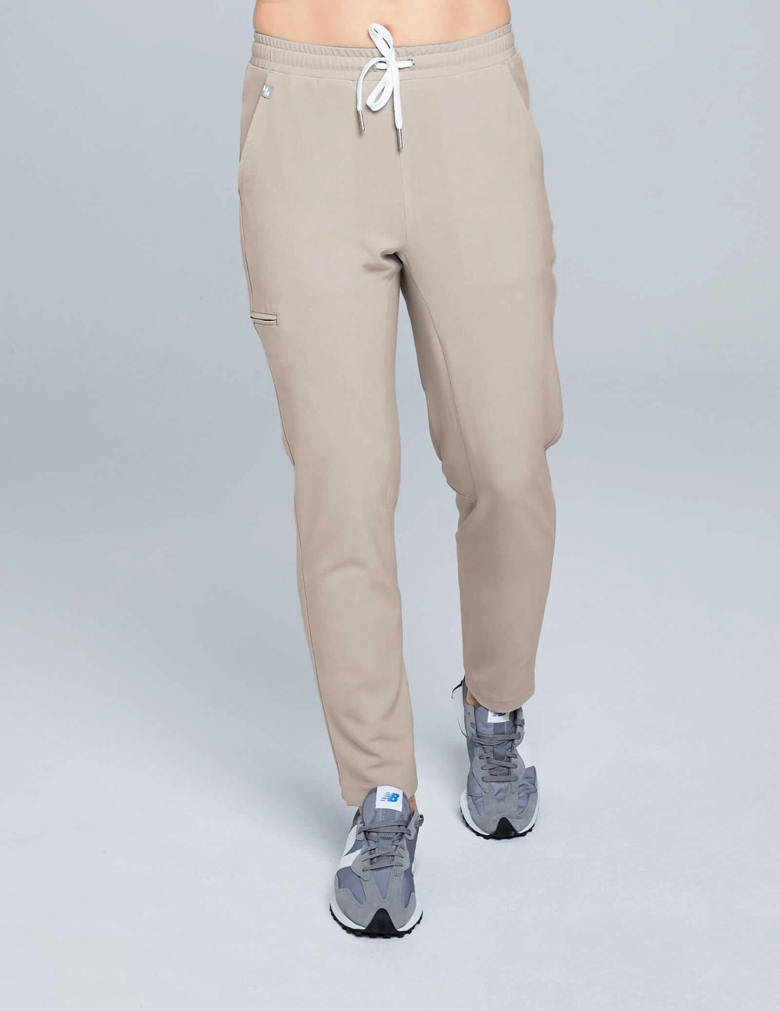 OUTLET Pantaloni basic pentru bărbați - BEIGE