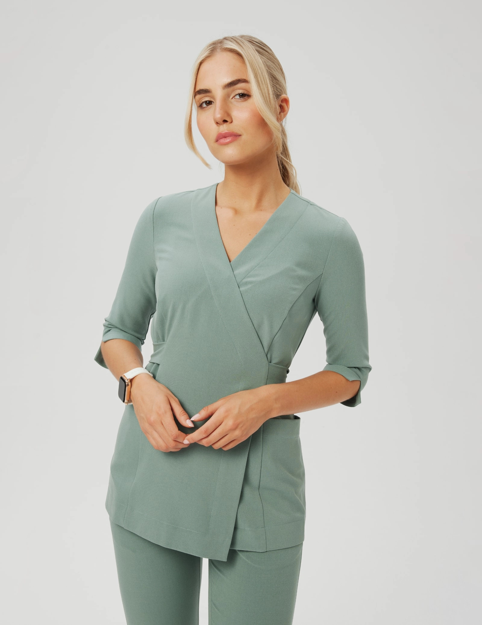 Bluză medicală cu cravată Rosalie - DUSTY GREEN